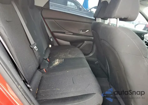 2021 Hyundai Elantra Se z USA, uszkodzony, nr VIN 5NPLL4AG2MH033887